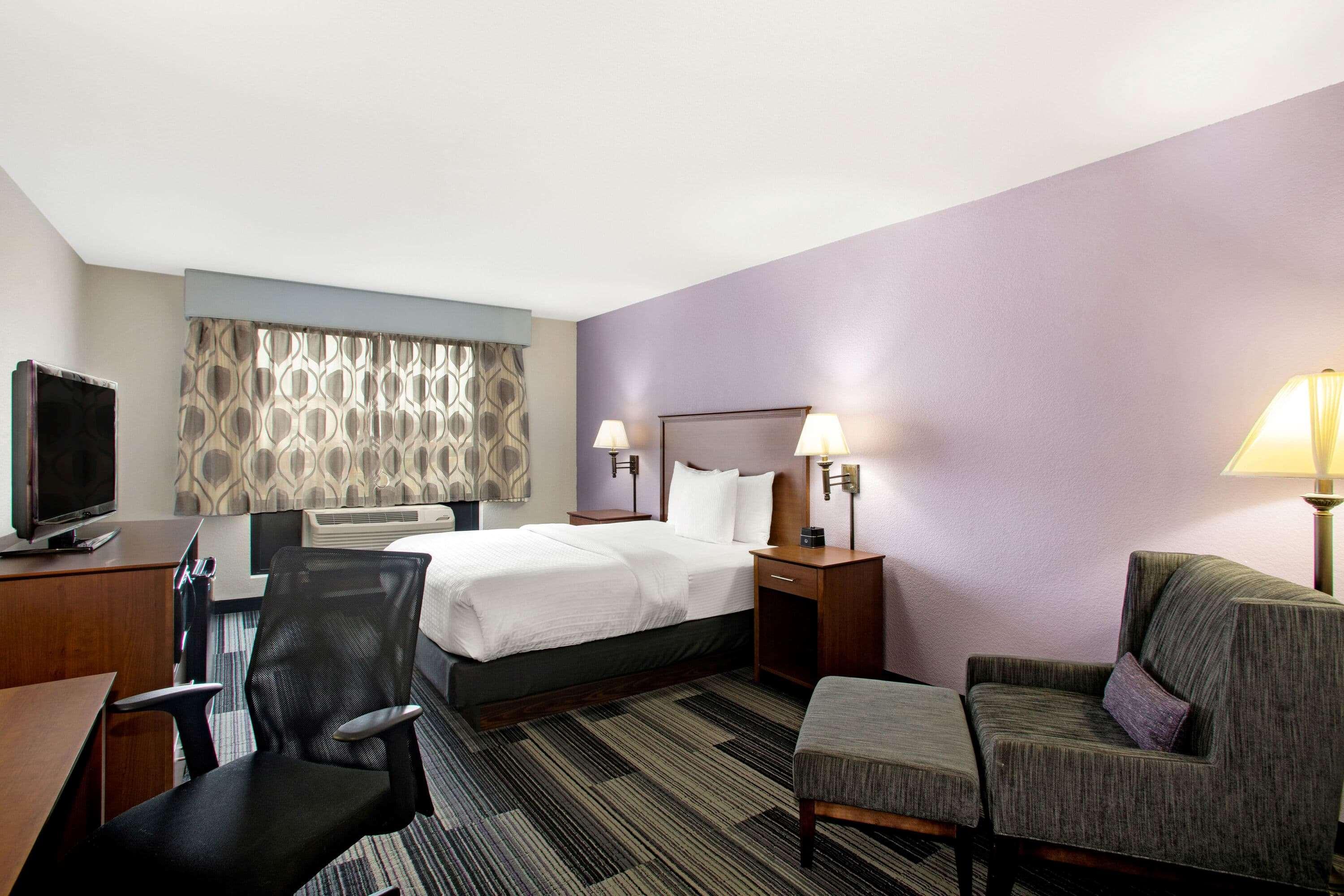 La Quinta By Wyndham Springfield Airport Plaza Exterior foto