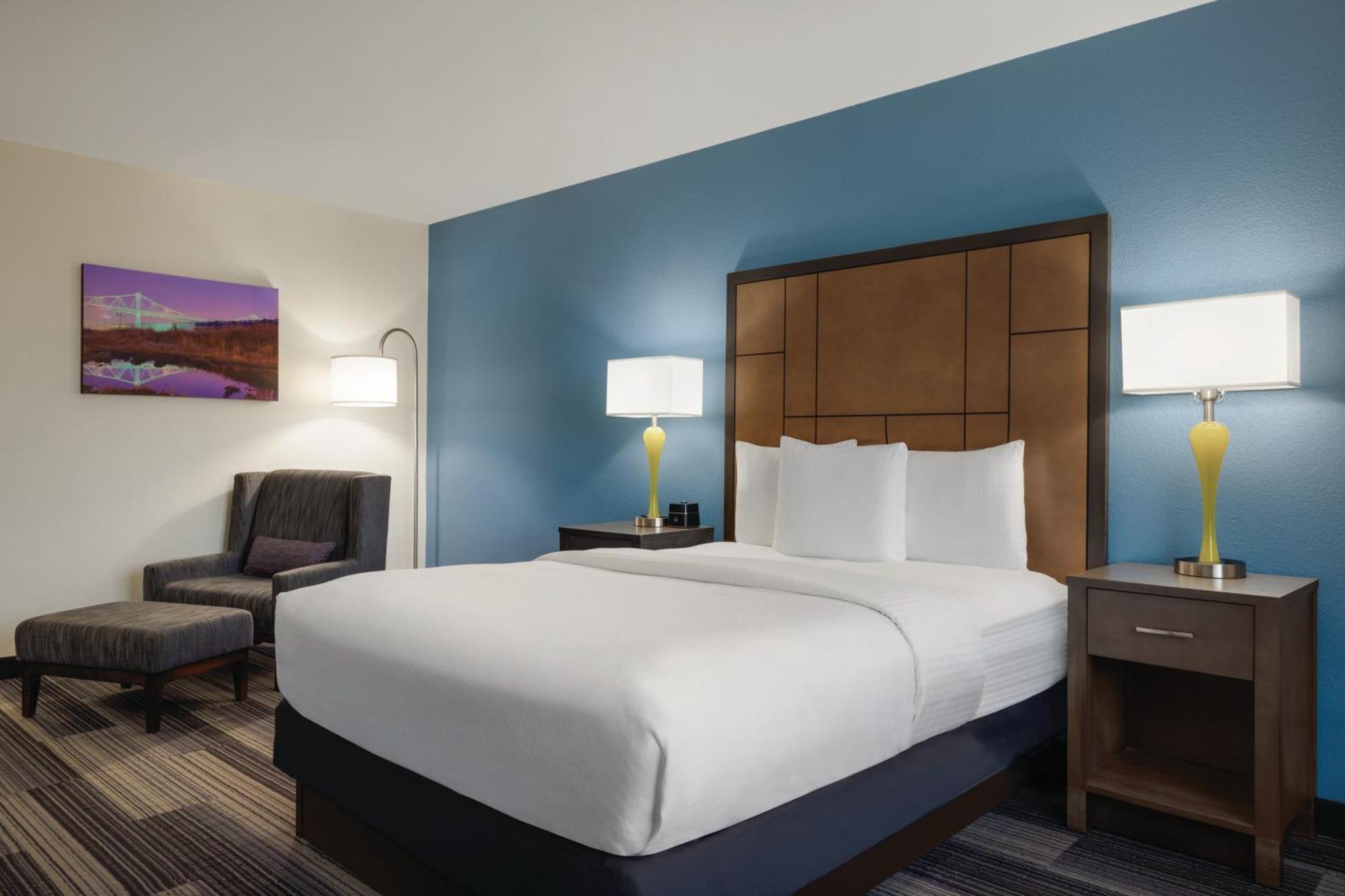 La Quinta By Wyndham Springfield Airport Plaza Exterior foto