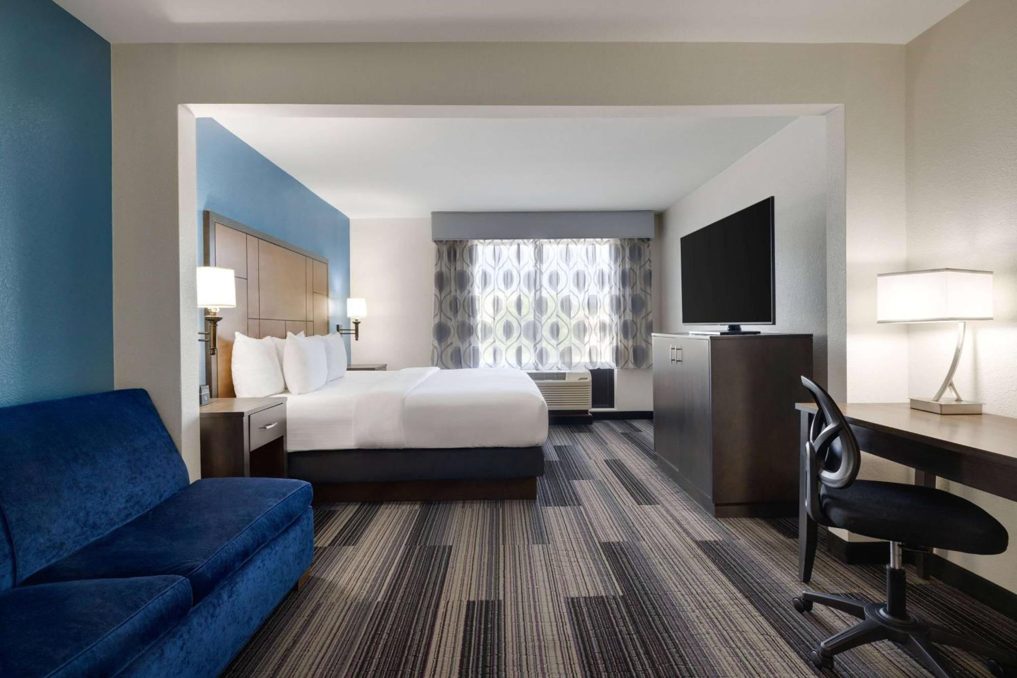 La Quinta By Wyndham Springfield Airport Plaza Exterior foto